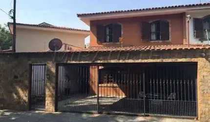 Sobrado de 85m² com 3 quartos em Jardim Virginia Bianca