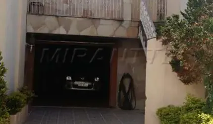 Sobrado de 367m² com 3 quartos em Vila Mazzei