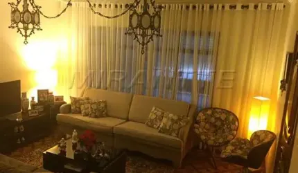 Sobrado de 285m² com 3 quartos em Santana