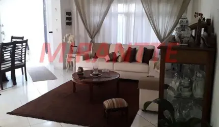 Sobrado de 210m² com 3 quartos em Santana