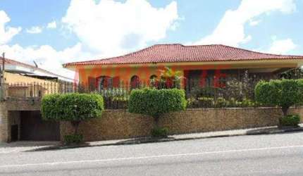 Sobrado de 565m² com 6 quartos em Parque Novo Mundo