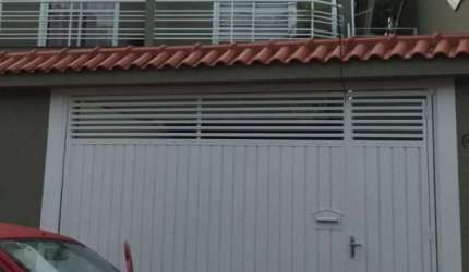 Sobrado de 120m² com 3 quartos em Tremembe