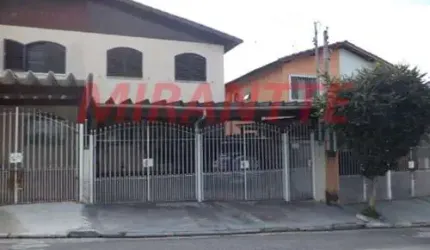 Sobrado de 120m² com 3 quartos em Vila Dalva