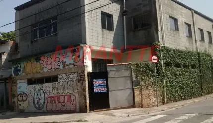 Sobrado de 320m² com 2 quartos em Barra Funda