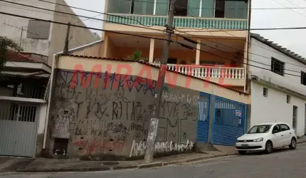 Sobrado de 275m² com 4 quartos em Limão