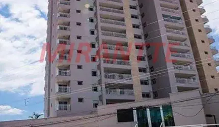 Apartamento de 81m² com 3 quartos em Chora Menino