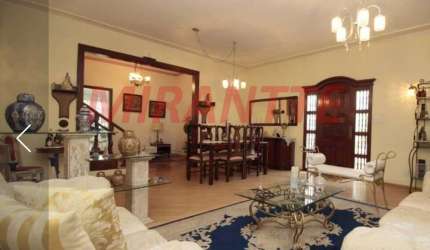 Sobrado de 261m² com 4 quartos em Jardim São Paulo