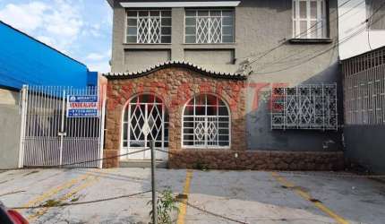Sobrado de 248m² com 3 quartos em Santana