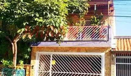 Sobrado de 200m² com 4 quartos em Tucuruvi