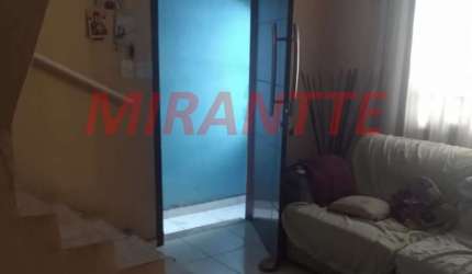 Sobrado de 60m² com 2 quartos em Chora Menino