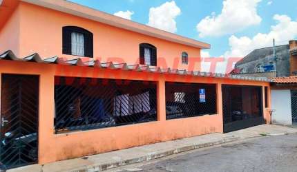 Sobrado de 132m² com 3 quartos em Limão
