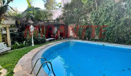Sobrado de 297m² com 3 quartos em Jardim São Bento