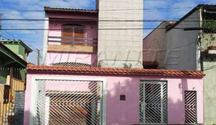 Sobrado de 300m² com 3 quartos em Vila Paiva