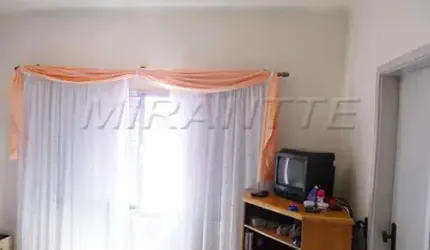 Sobrado com 3 quartos em Limão