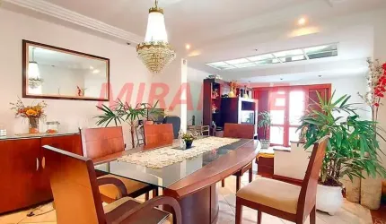 Sobrado de 207m² com 3 quartos em Parada Inglesa