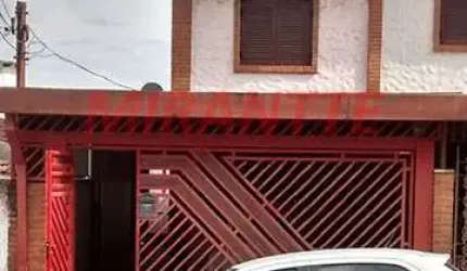 Sobrado de 154m² com 3 quartos em Limão