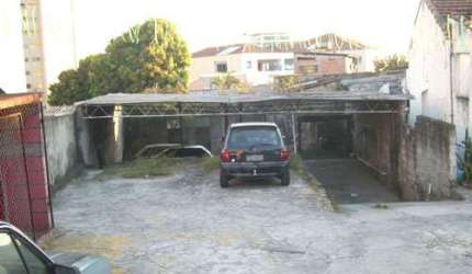 Terreno de 858m² em Vila Maria Alta