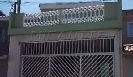 Sobrado de 175m² com 4 quartos em Jardim Tremembé