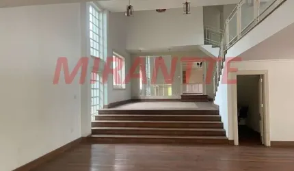 Sobrado de 600m² com 4 quartos em Barro Branco