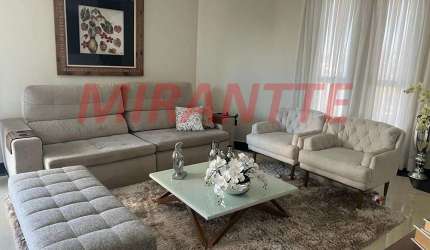 Apartamento de 160m² com 3 quartos em Santa Terezinha