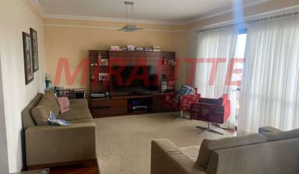 Apartamento de 194m² com 4 quartos em Água Fria