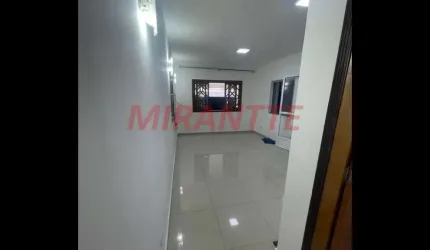 Sobrado de 350m² com 3 quartos em Parque Peruche