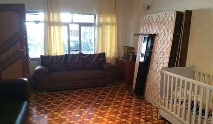 Sobrado de 171m² com 3 quartos em Jardim Bibi