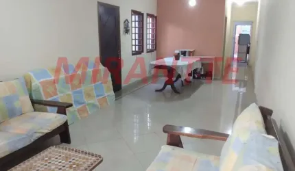 Sobrado de 160m² com 3 quartos em Vila Irmaos Arnoni