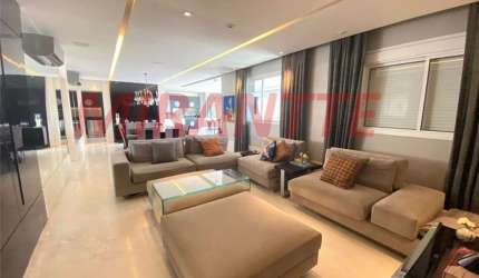 Apartamento de 189m² com 3 quartos em Santana