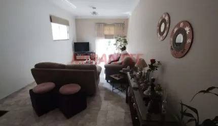 Sobrado de 141m² com 3 quartos em Vila Mazzei