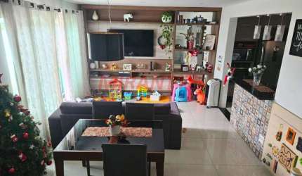 Cond. fechado de 100m² com 3 quartos em Água Rasa