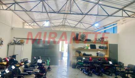 Galpao de 337m² em Luz