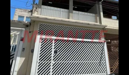 Sobrado de 200m² com 3 quartos em Santa Terezinha