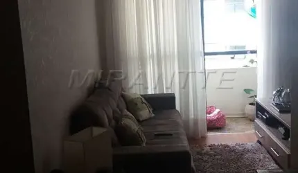 Apartamento de 70m² com 3 quartos em Vila Galvão