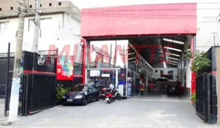 Comercial de 585m² em Casa Verde