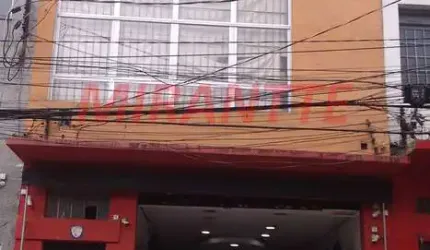 Comercial de 623m² em Brás