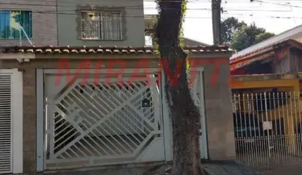 Sobrado de 211m² com 3 quartos em Vila Mazzei