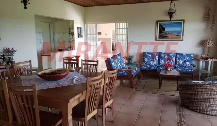 Chácara com 4 quartos em Caete (Mailasqui)