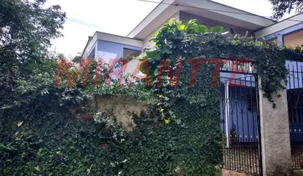 Sobrado de 230m² com 5 quartos em Vila Maranduba