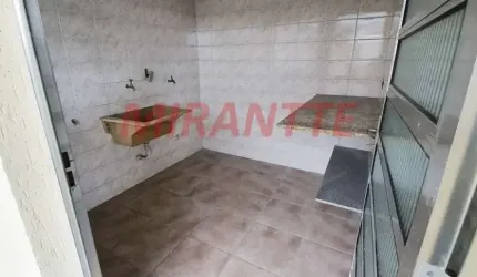 Sobrado de 208m² com 3 quartos em Jardim Rosana