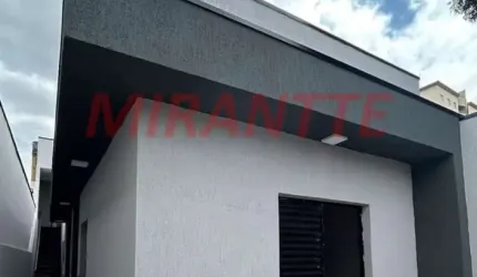 Casa terrea com 3 quartos em Vila Augusta