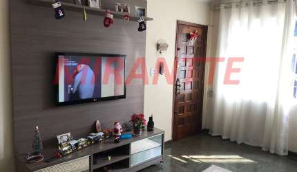 Sobrado de 200m² com 3 quartos em Água Fria