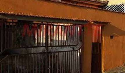 Casa terrea com 1 quartos em Gopouva