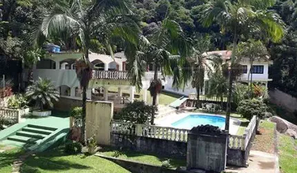 Casa terrea de 390m² com 5 quartos em Serra da Cantareira