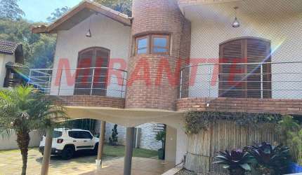 Sobrado de 257m² com 5 quartos em Campos de Mairiporã Gleba I