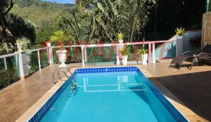 Casa terrea de 350m² com 2 quartos em Caieras
