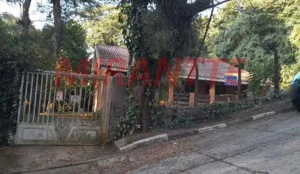 Sobrado de 250m² com 3 quartos em Serra Da Cantareira