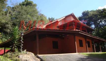 Sobrado de 400m² com 6 quartos em SANTA IN