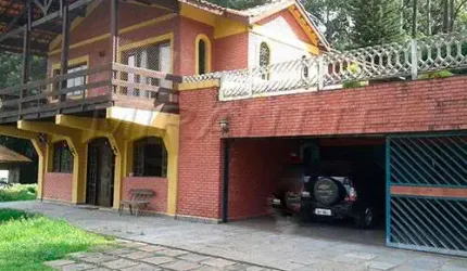 Sobrado de 600m² com 4 quartos em Serra Da Cantareira