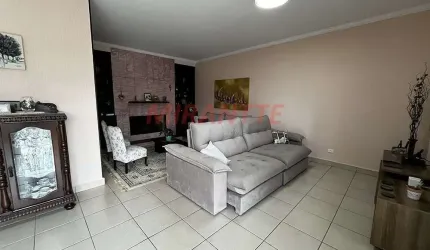 Sobrado de 400m² com 5 quartos em Tremembe